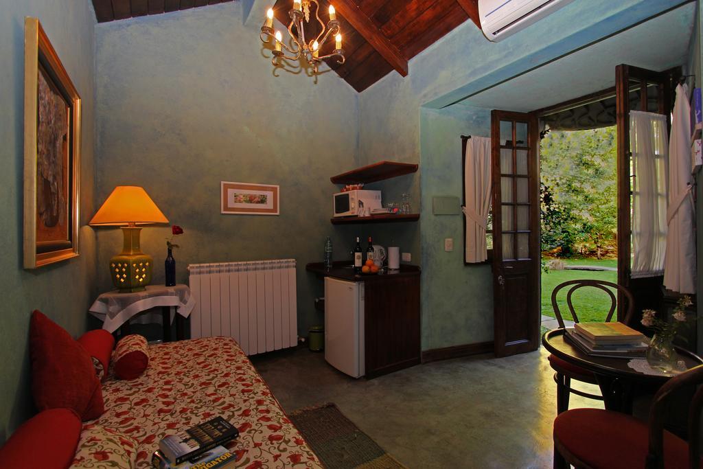 Отель Casa Glebinias Чакрас-де-Кория Экстерьер фото