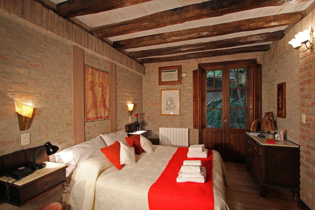 Отель Casa Glebinias Чакрас-де-Кория Экстерьер фото